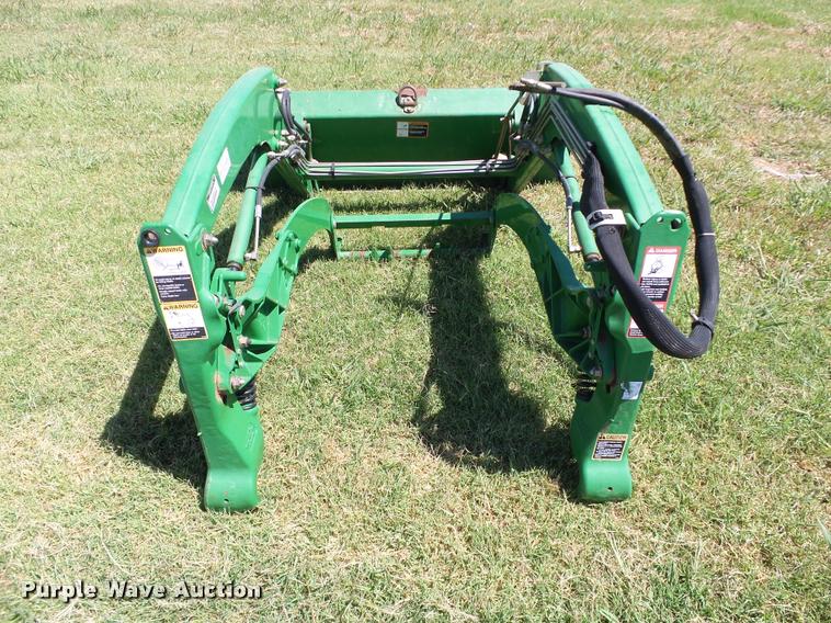 image for item DB4048 John Deere 300 loader