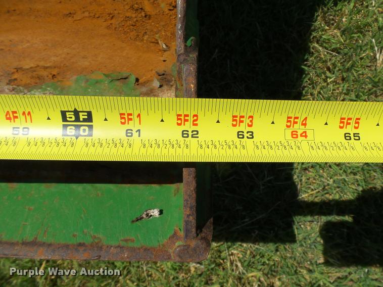 image for item DB4048 John Deere 300 loader