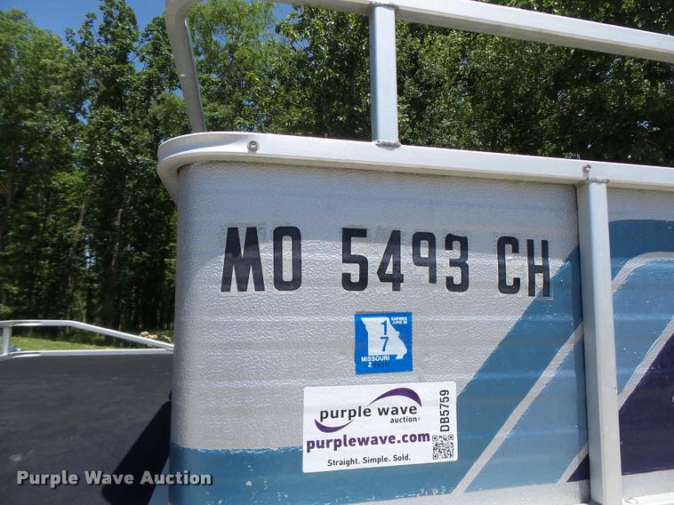 image for item DB5759 1988 Lowe Classic pontoon boat