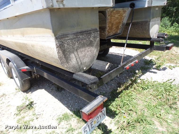 image for item DB5759 1988 Lowe Classic pontoon boat