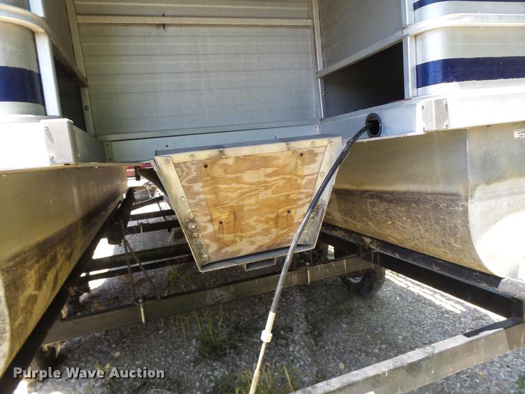 image for item DB5759 1988 Lowe Classic pontoon boat