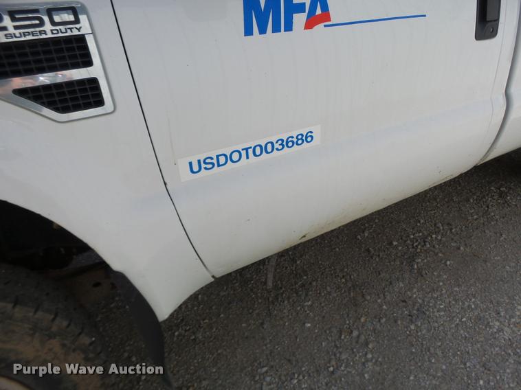 image for item DB5781 2008 Ford F250 Super Duty pickup truck