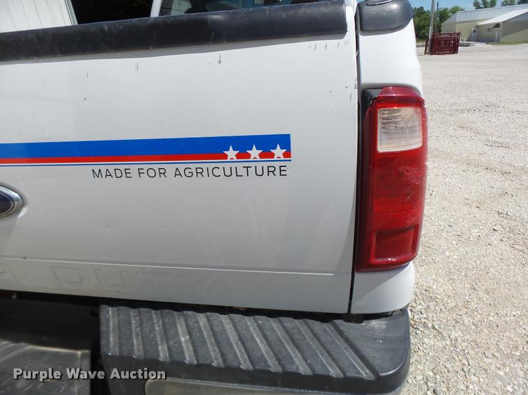 image for item DB5781 2008 Ford F250 Super Duty pickup truck