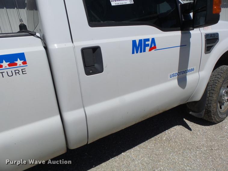 image for item DB5781 2008 Ford F250 Super Duty pickup truck