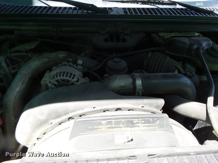 image for item DB5785 2006 Ford F350 Super Duty flatbed pickup truck