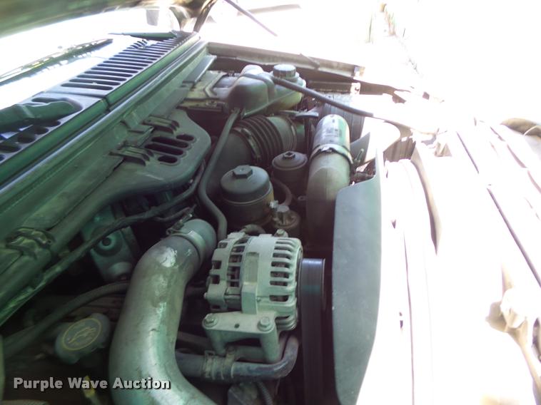 image for item DB5785 2006 Ford F350 Super Duty flatbed pickup truck