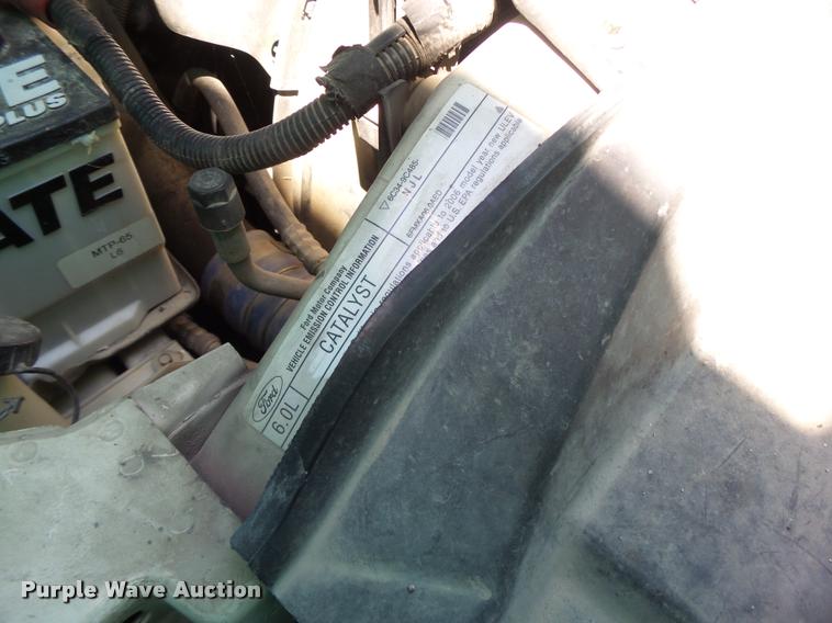 image for item DB5785 2006 Ford F350 Super Duty flatbed pickup truck