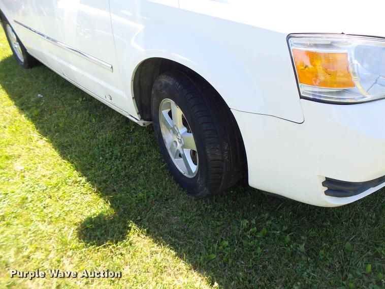 image for item DB5786 2008 Dodge Caravan van