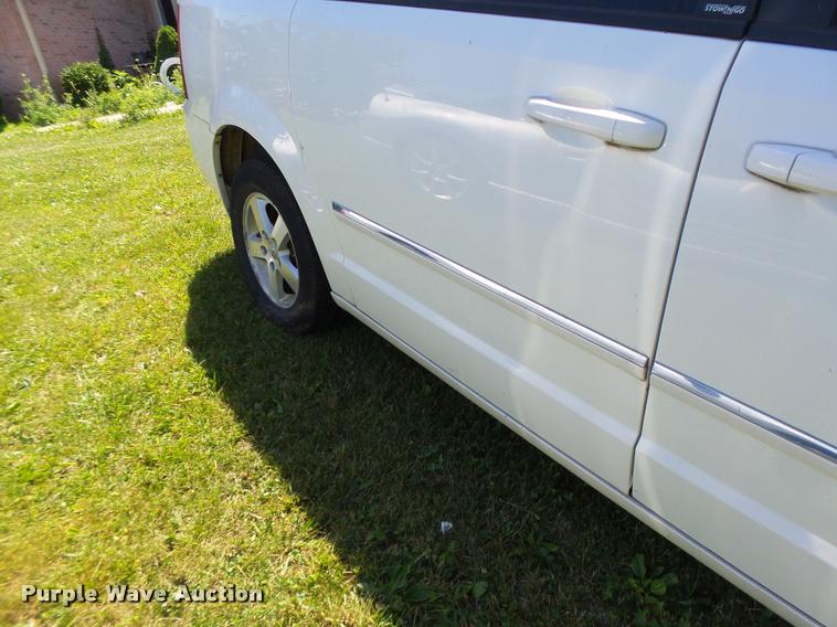 image for item DB5786 2008 Dodge Caravan van