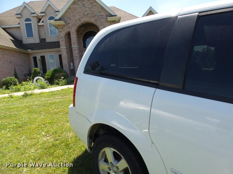 image for item DB5786 2008 Dodge Caravan van