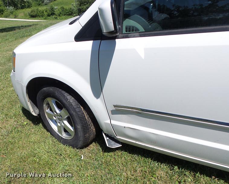 image for item DB5786 2008 Dodge Caravan van