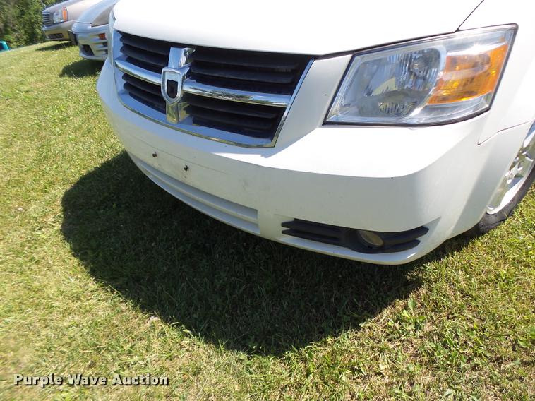 image for item DB5786 2008 Dodge Caravan van
