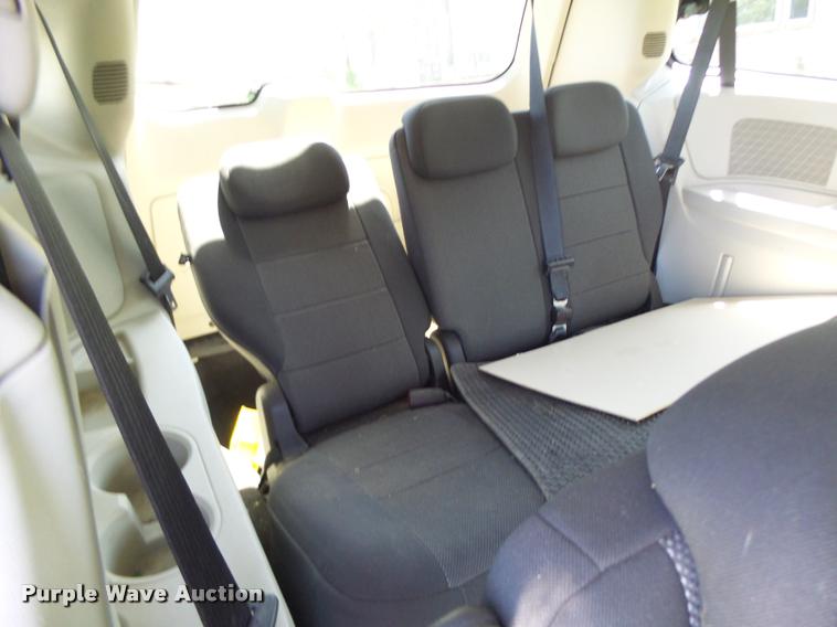 image for item DB5786 2008 Dodge Caravan van