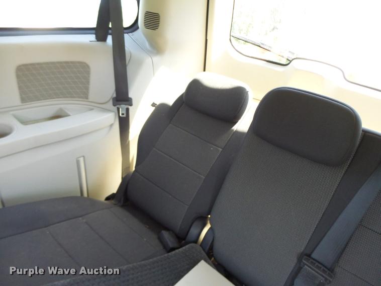 image for item DB5786 2008 Dodge Caravan van