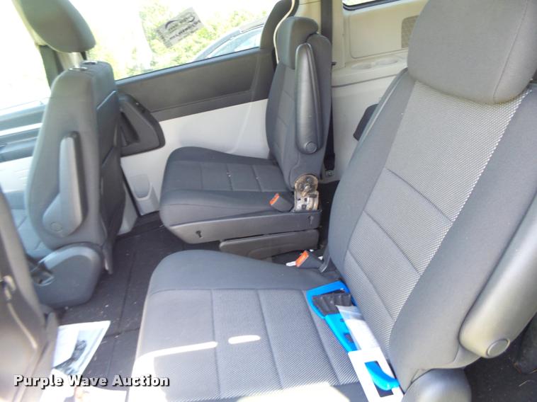 image for item DB5786 2008 Dodge Caravan van