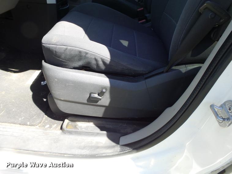 image for item DB5786 2008 Dodge Caravan van