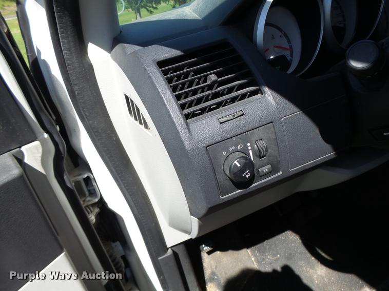 image for item DB5786 2008 Dodge Caravan van