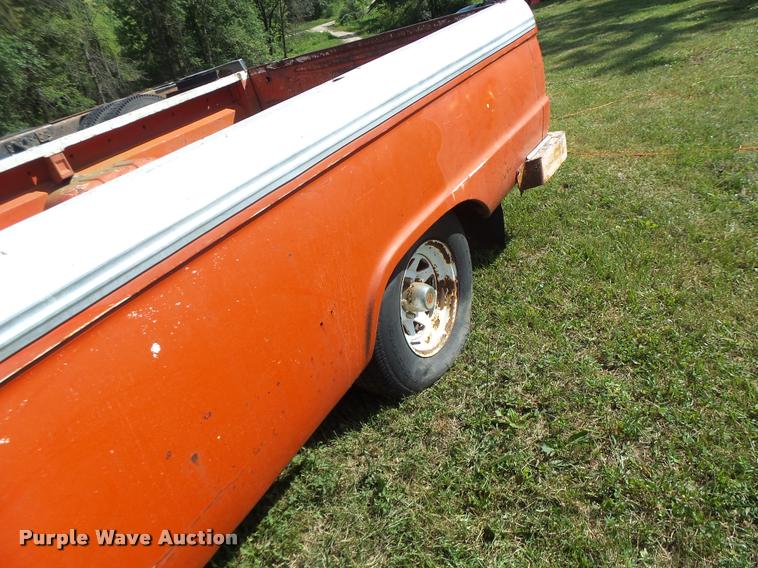 image for item DB5795 1966 Ford F100 pickup truck