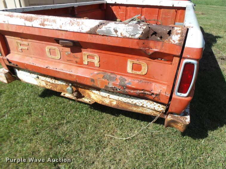 image for item DB5795 1966 Ford F100 pickup truck