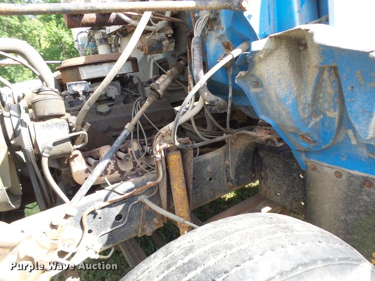 image for item DB5796 1993 Chevrolet Kodiak truck chassis