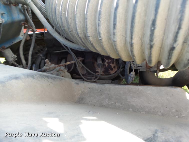 image for item DB5796 1993 Chevrolet Kodiak truck chassis