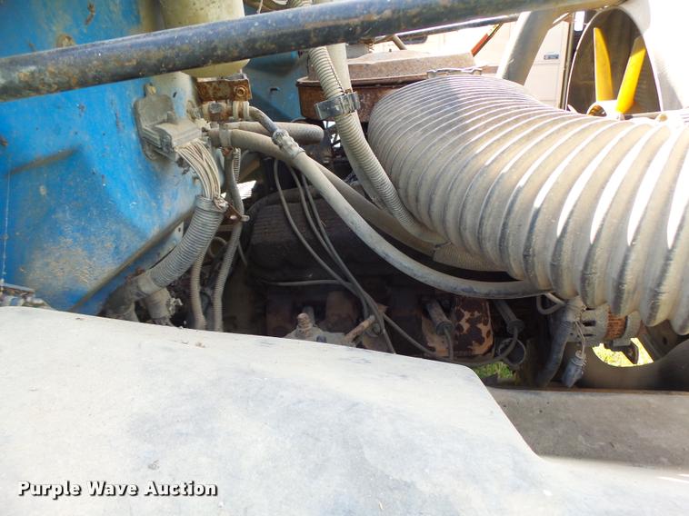 image for item DB5796 1993 Chevrolet Kodiak truck chassis