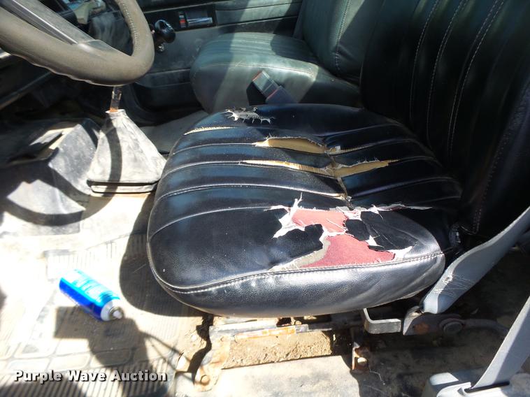 image for item DB5796 1993 Chevrolet Kodiak truck chassis