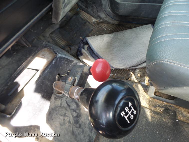 image for item DB5796 1993 Chevrolet Kodiak truck chassis