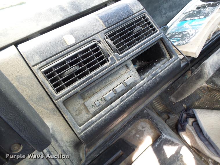 image for item DB5796 1993 Chevrolet Kodiak truck chassis