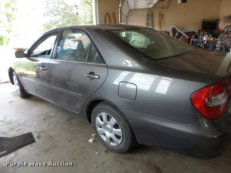 image for item DB5798 2004 Toyota Camry