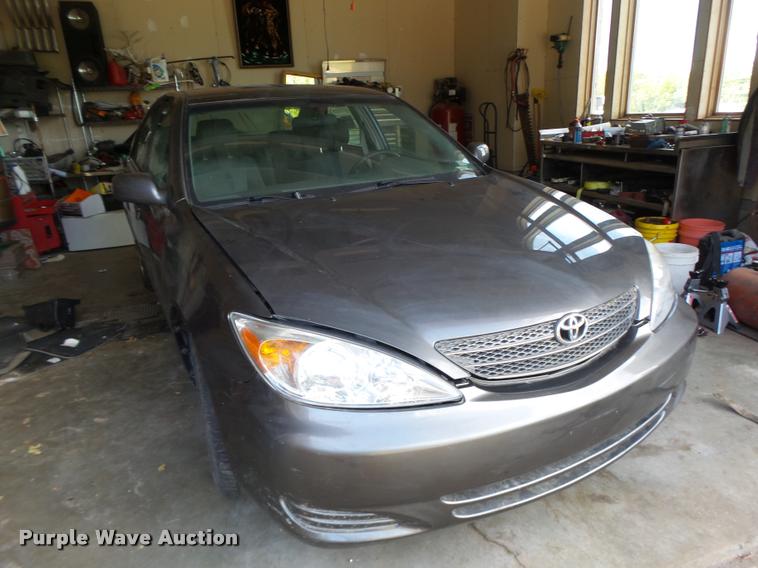 image for item DB5798 2004 Toyota Camry