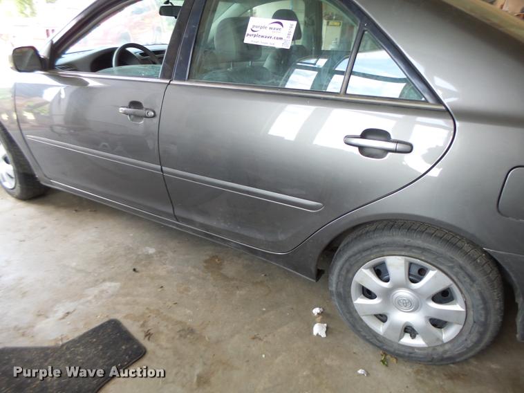 image for item DB5798 2004 Toyota Camry