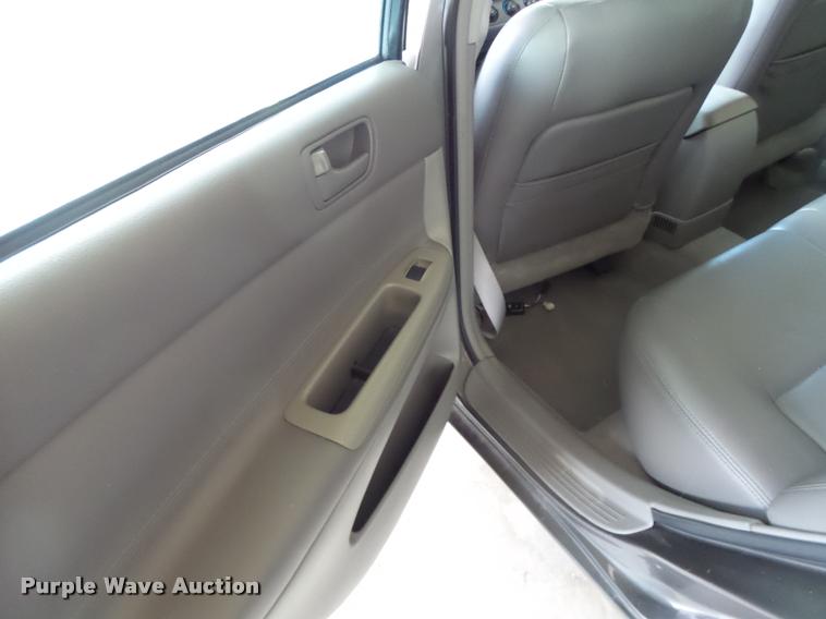 image for item DB5798 2004 Toyota Camry