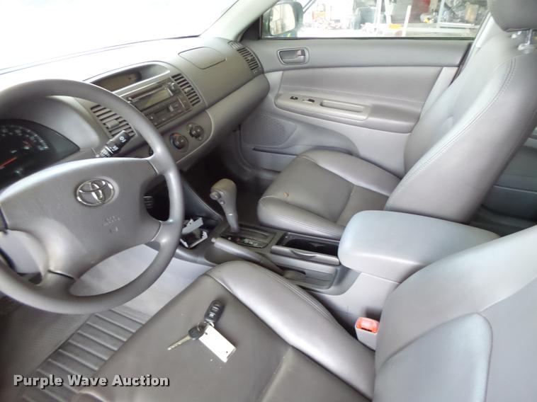 image for item DB5798 2004 Toyota Camry