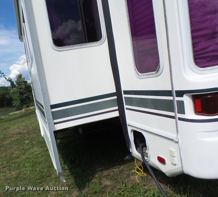 image for item DB5799 1999 Travel Eze TW38CC35 camper