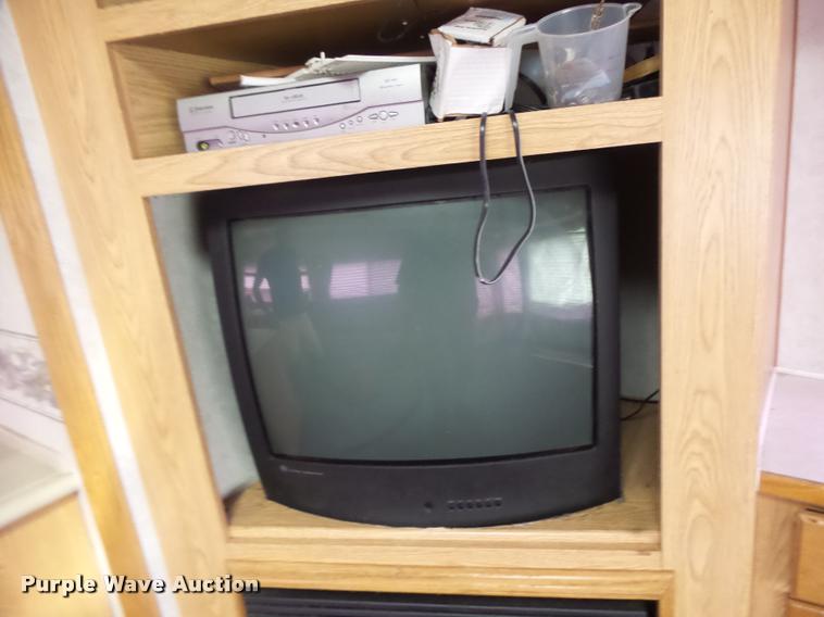 image for item DB5799 1999 Travel Eze TW38CC35 camper