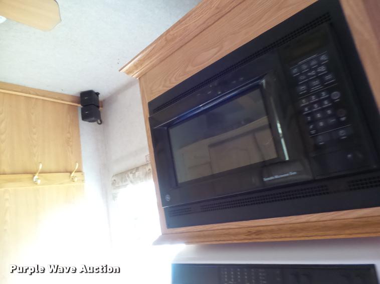 image for item DB5799 1999 Travel Eze TW38CC35 camper