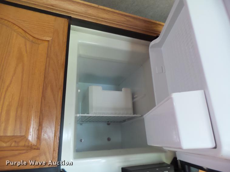 image for item DB5799 1999 Travel Eze TW38CC35 camper