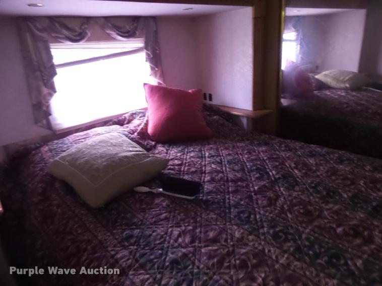 image for item DB5799 1999 Travel Eze TW38CC35 camper