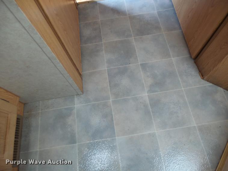 image for item DB5799 1999 Travel Eze TW38CC35 camper