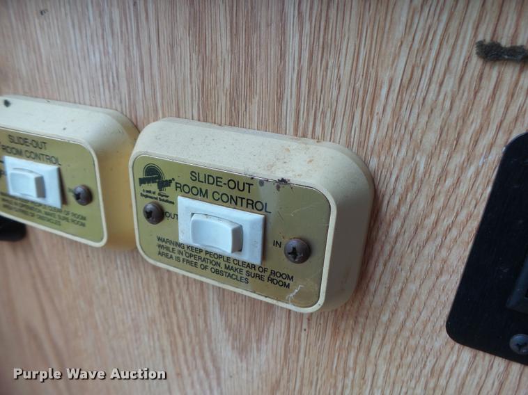 image for item DB5799 1999 Travel Eze TW38CC35 camper