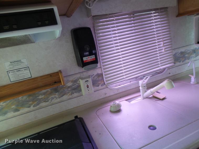 image for item DB5799 1999 Travel Eze TW38CC35 camper