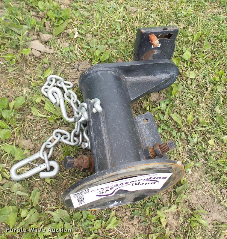 image for item DB5803 Fifth wheel adapter