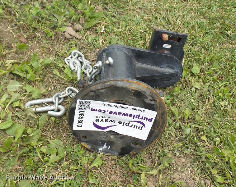 image for item DB5803 Fifth wheel adapter