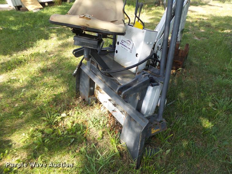 image for item DB5804 Bobcat 607 skid steer backhoe