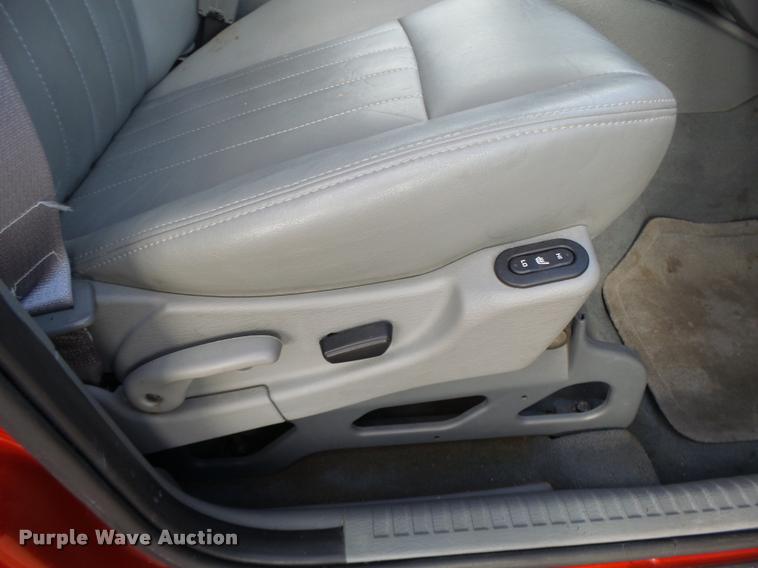 image for item DB5806 2005 Jeep Liberty SUV