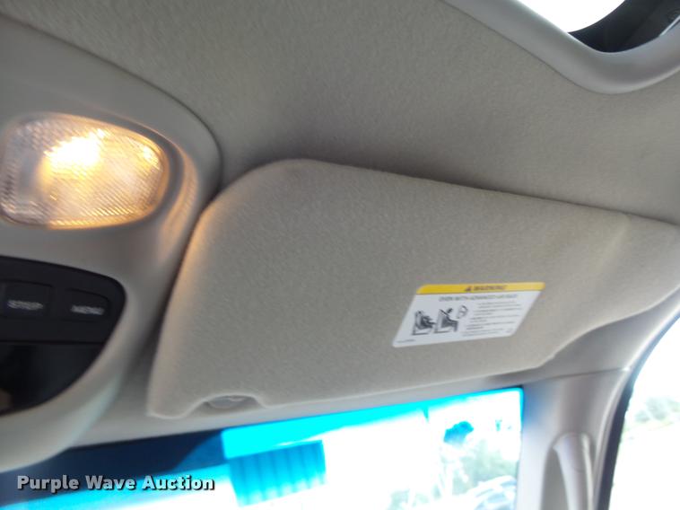 image for item DB5806 2005 Jeep Liberty SUV