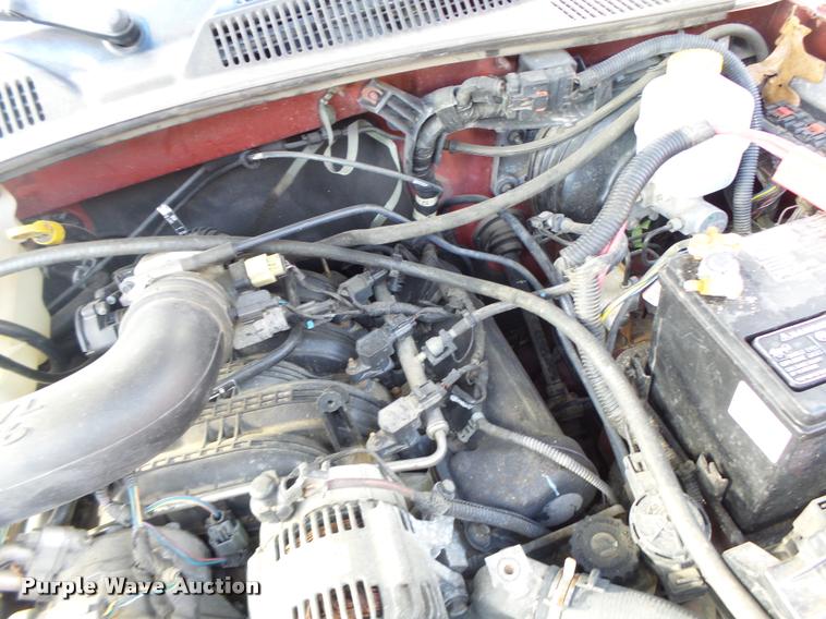 image for item DB5806 2005 Jeep Liberty SUV