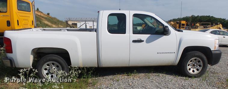 image for item DB7475 2007 Chevrolet Silverado 1500 Ext. Cab pickup truck