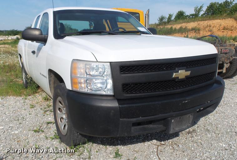 image for item DB7475 2007 Chevrolet Silverado 1500 Ext. Cab pickup truck